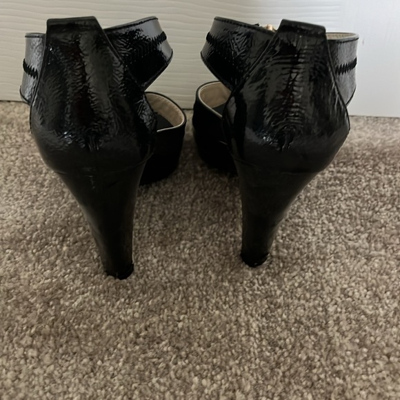 Michael Kors Black heels— like new! - Picture 2 of 3
